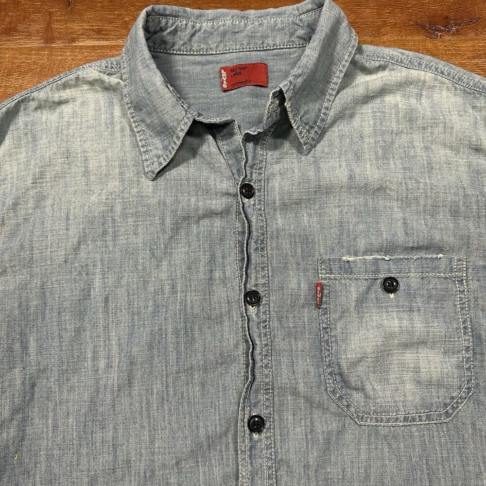 Vintage Levis Red Tab Denim Button Up Shirt Men L Blue Jean Mid Wash Long Sleeve